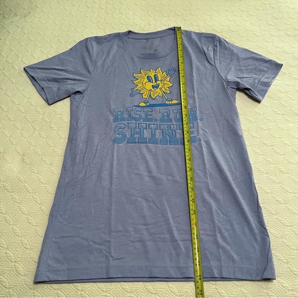 NEW Raw Threads Shirt of the Month - Rise, Run, Shine (size Small) - Picture 6 of 6